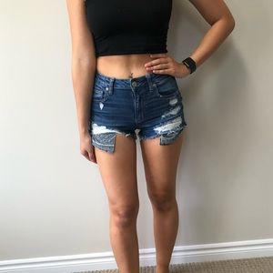 DENIM SHORTS WITH ZIPPER SIDES